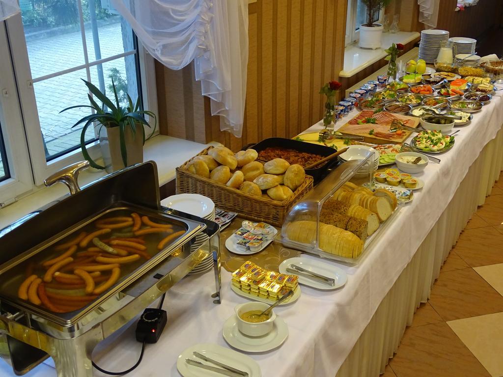 Motel 2000 Stęszew Eksteriør bilde