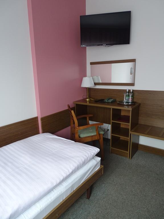 Motel 2000 Stęszew Eksteriør bilde