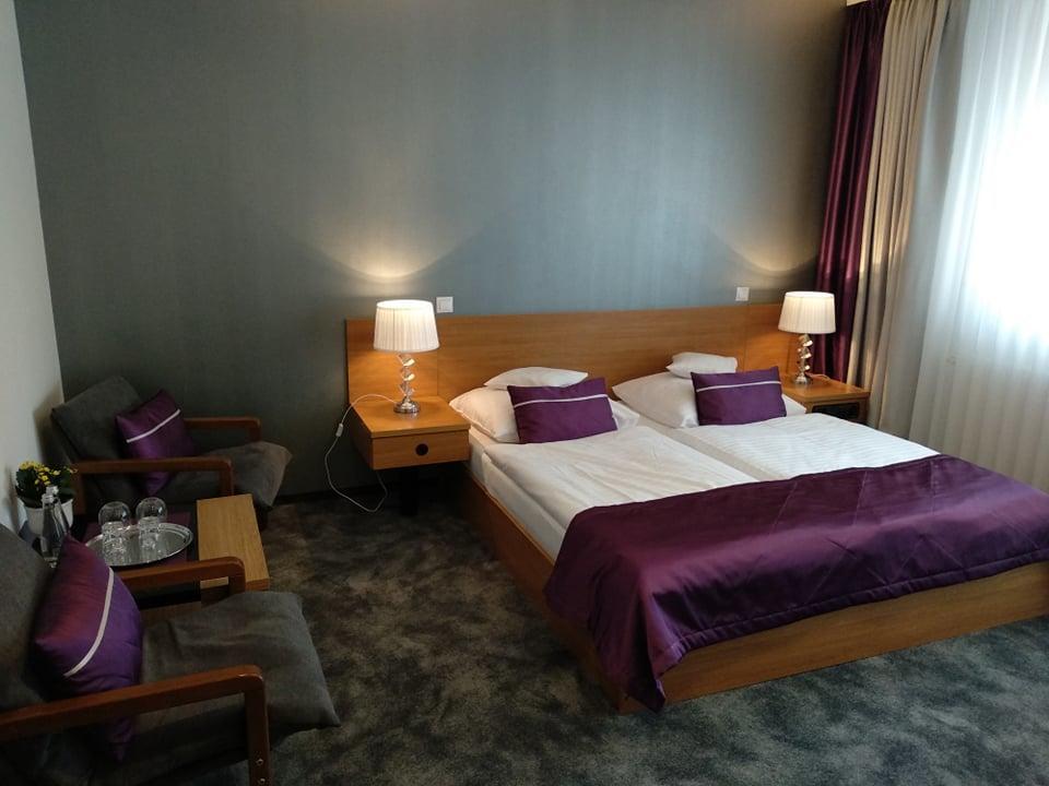 Motel 2000 Stęszew Eksteriør bilde