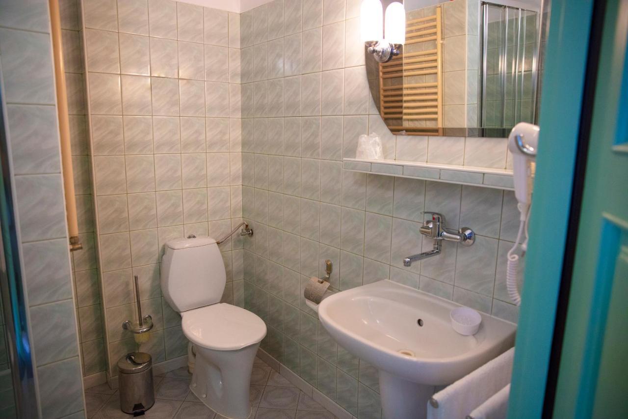 Motel 2000 Stęszew Eksteriør bilde
